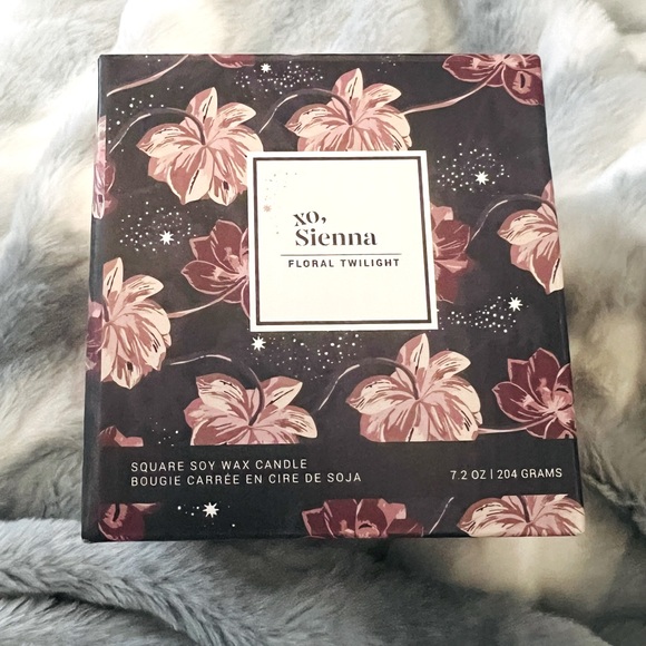 XO SIENNA FLORAL TWILIGHT CANDLE - Picture 2 of 8